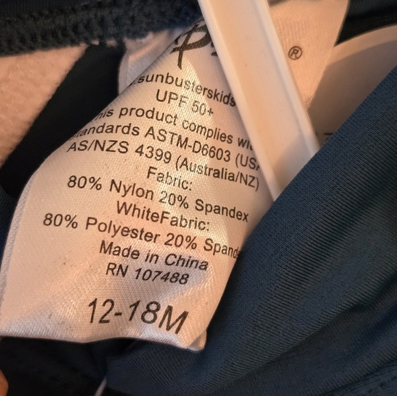 SunBusters Kids Swim Rashguard - Navy and Orange 12-18 Months NWT - Picture 2 of 3